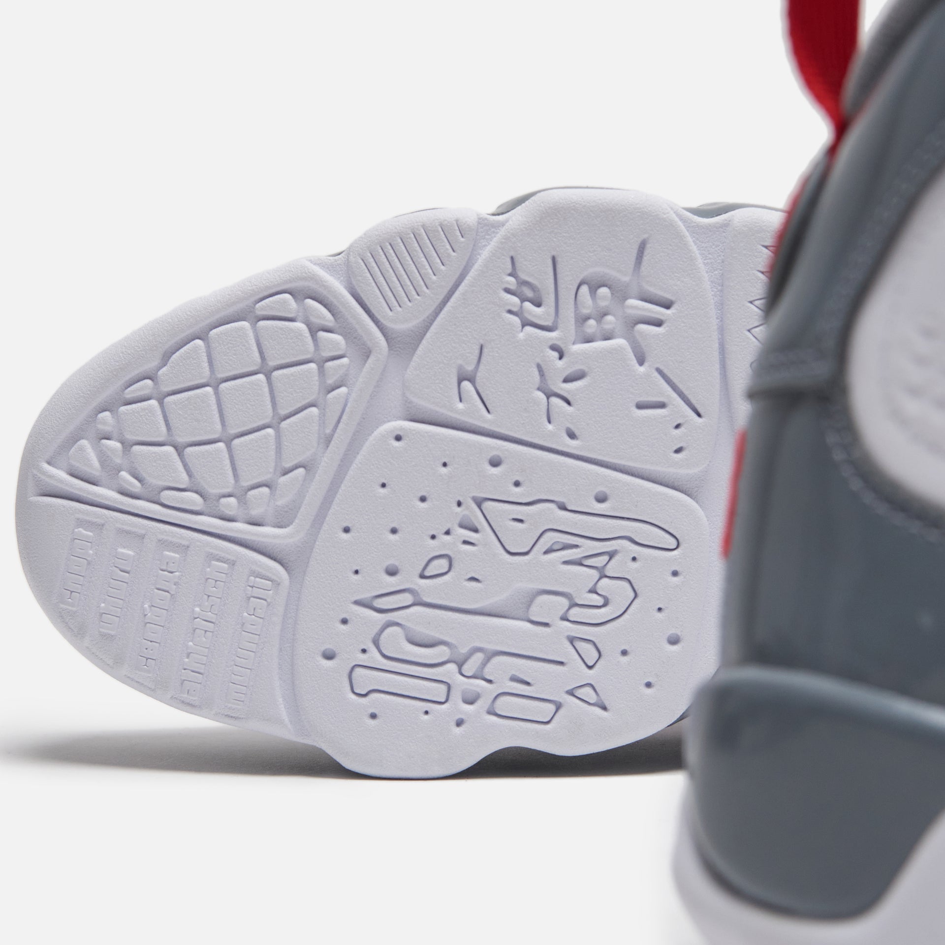 Jordan Air Jordan 9 Retro - White / Fire Red / Cool Grey