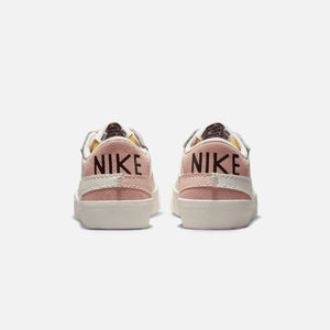Nike WMNS Blazer Low `77 Jumbo - Light Soft Pink / Sail / Arctic
