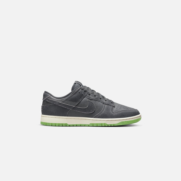 Nike Dunk Low Retro PRM - Iron Grey / Phantom / Scream Green