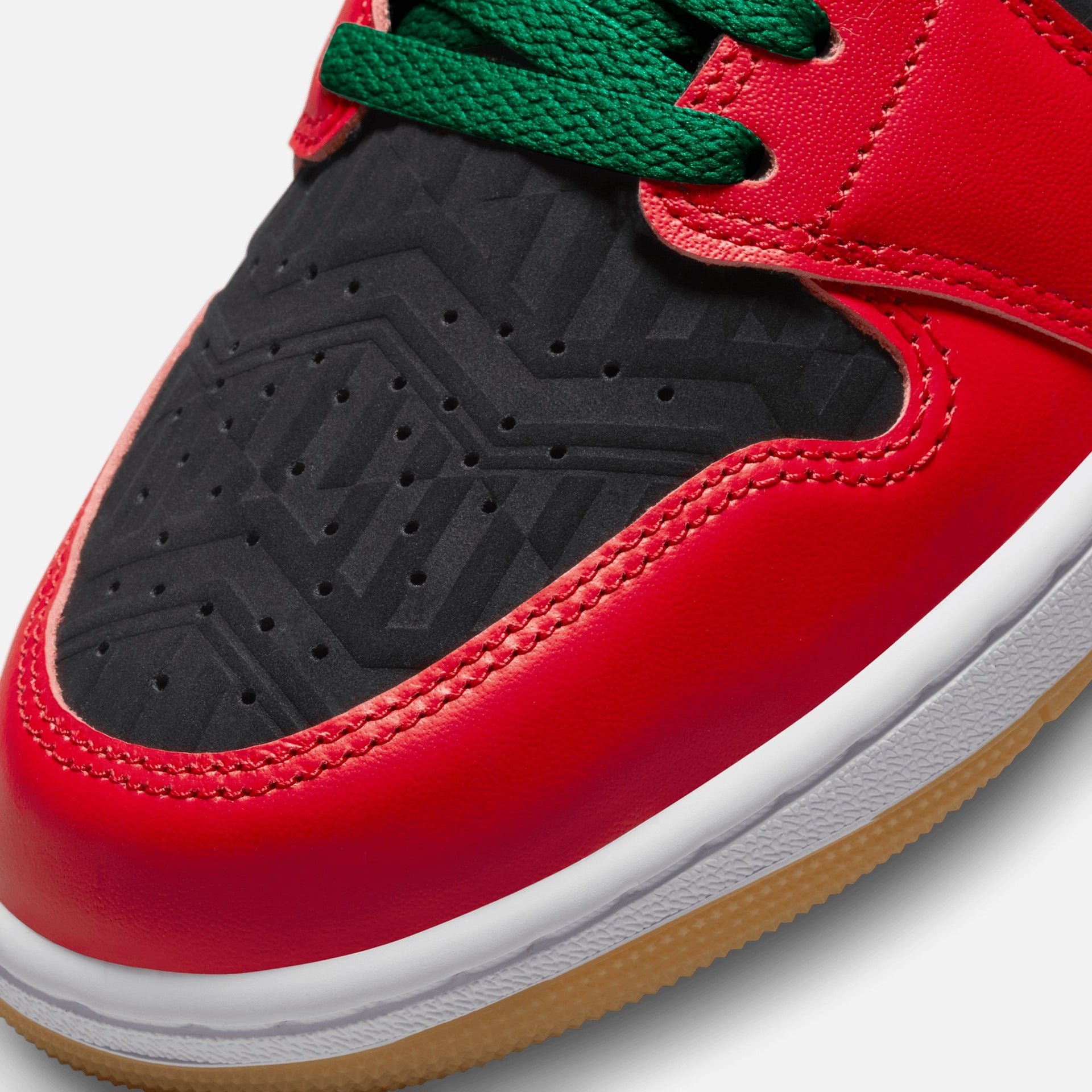Jordan Air Jordan 1 Mid SE - Black / Fire Red / White / Malachite