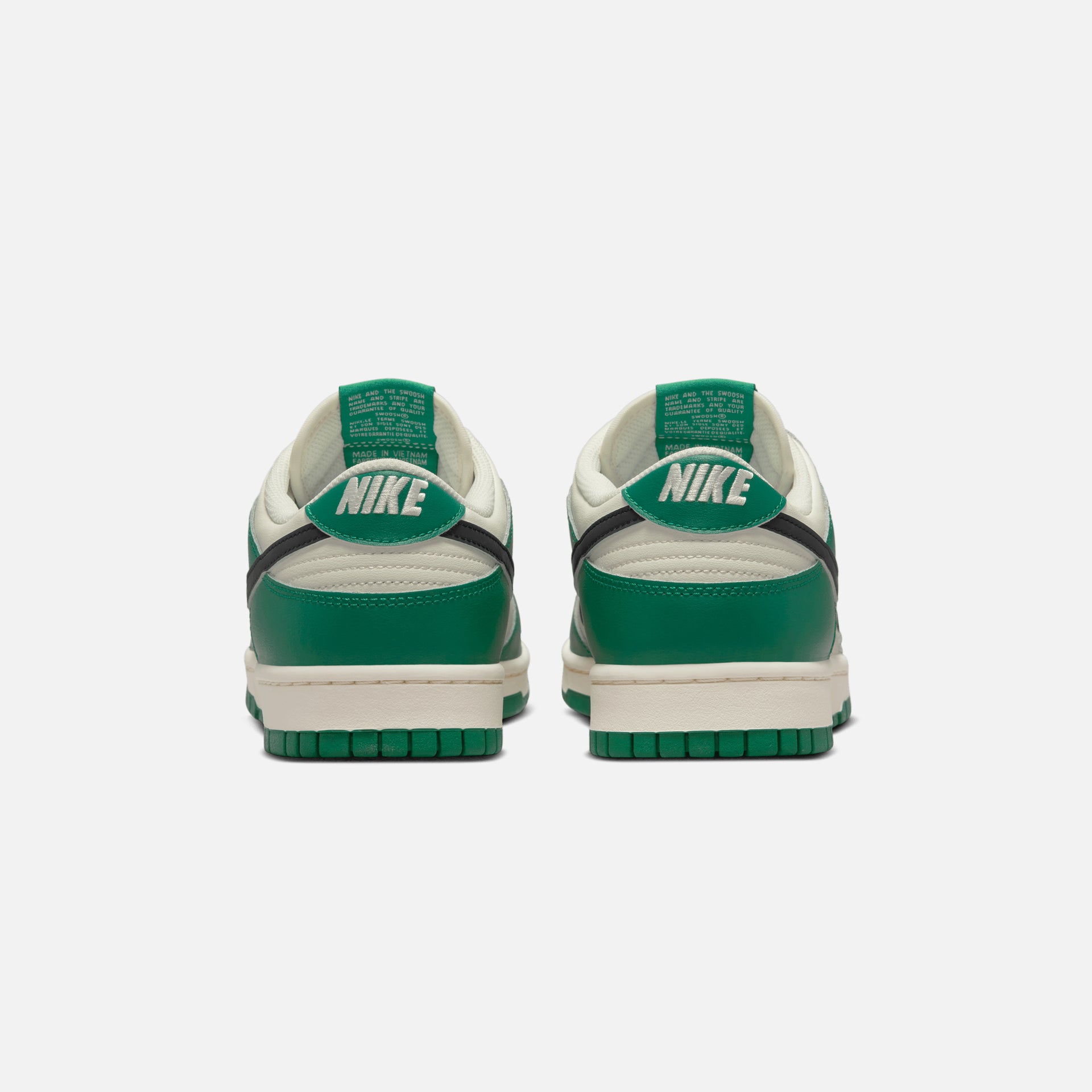 Nike Dunk Low Retro SE - Pale Ivory / Black / Malachite