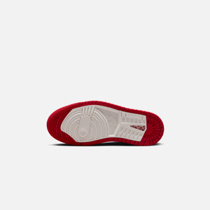 Nike WMNS Air Jordan 1 Zoom Air CMFT 2 - White / Phantom / Gym Red