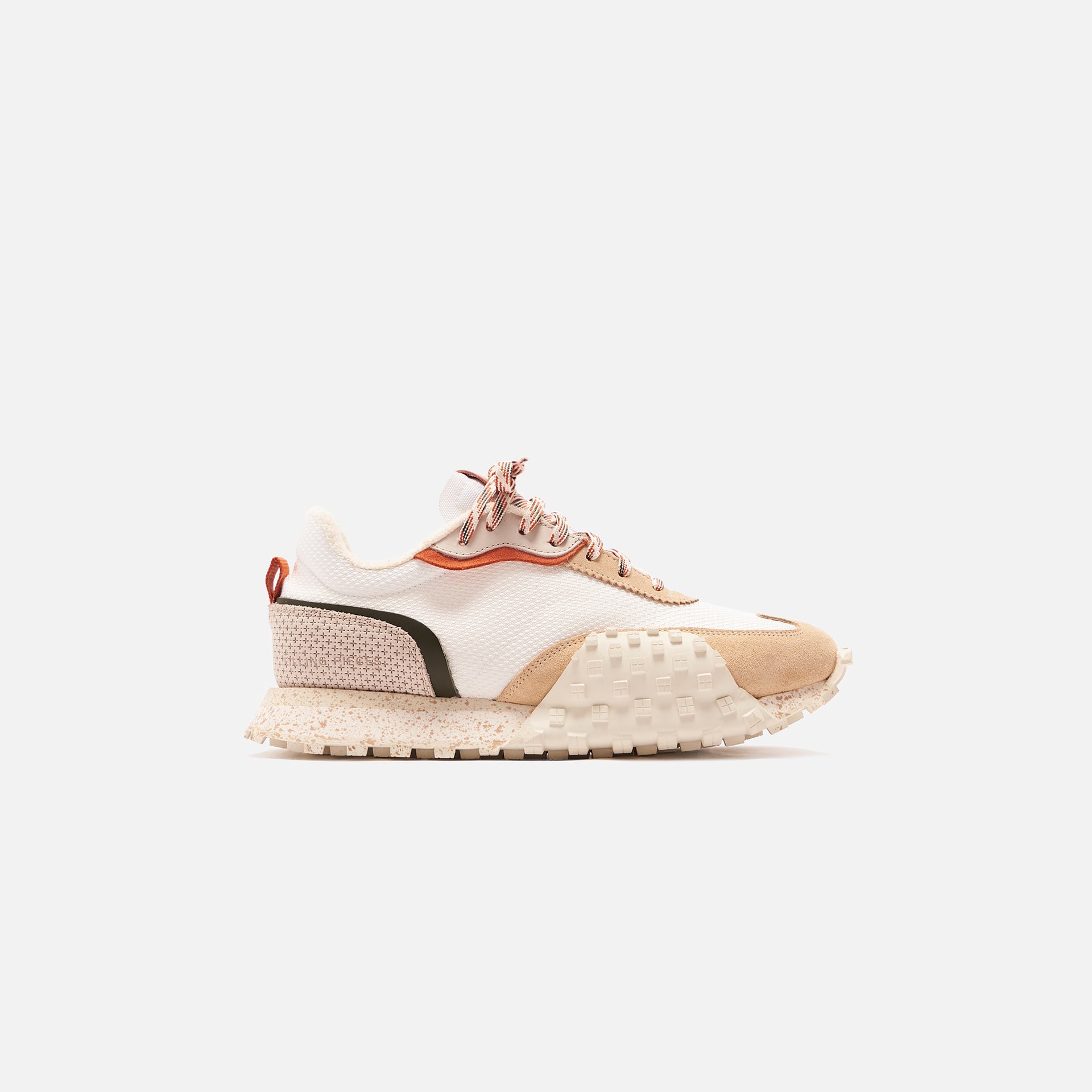 Filling Pieces Crease Runner - Wind White