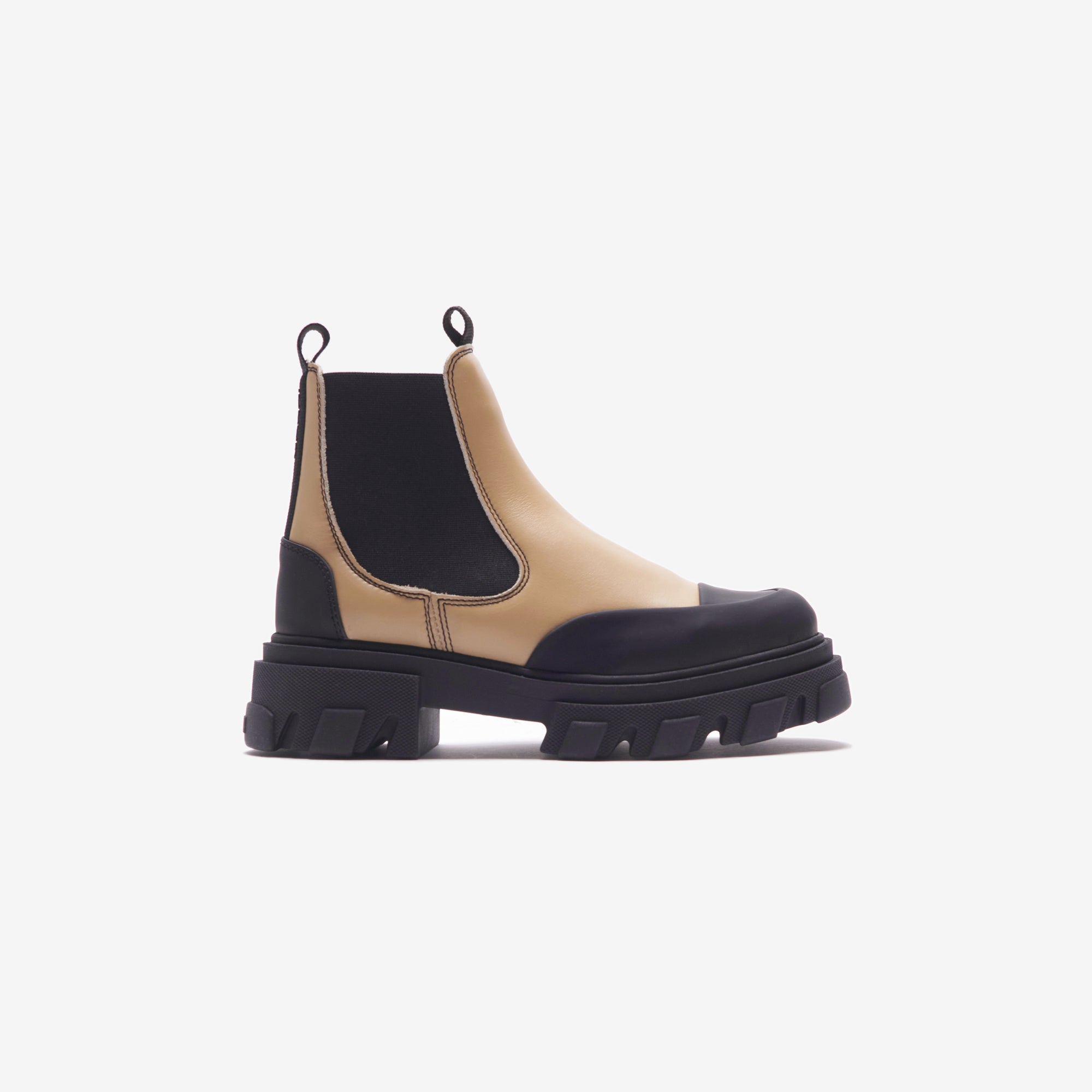 Ganni Cleated Low Chelsea Boot - Sand – Kith Europe