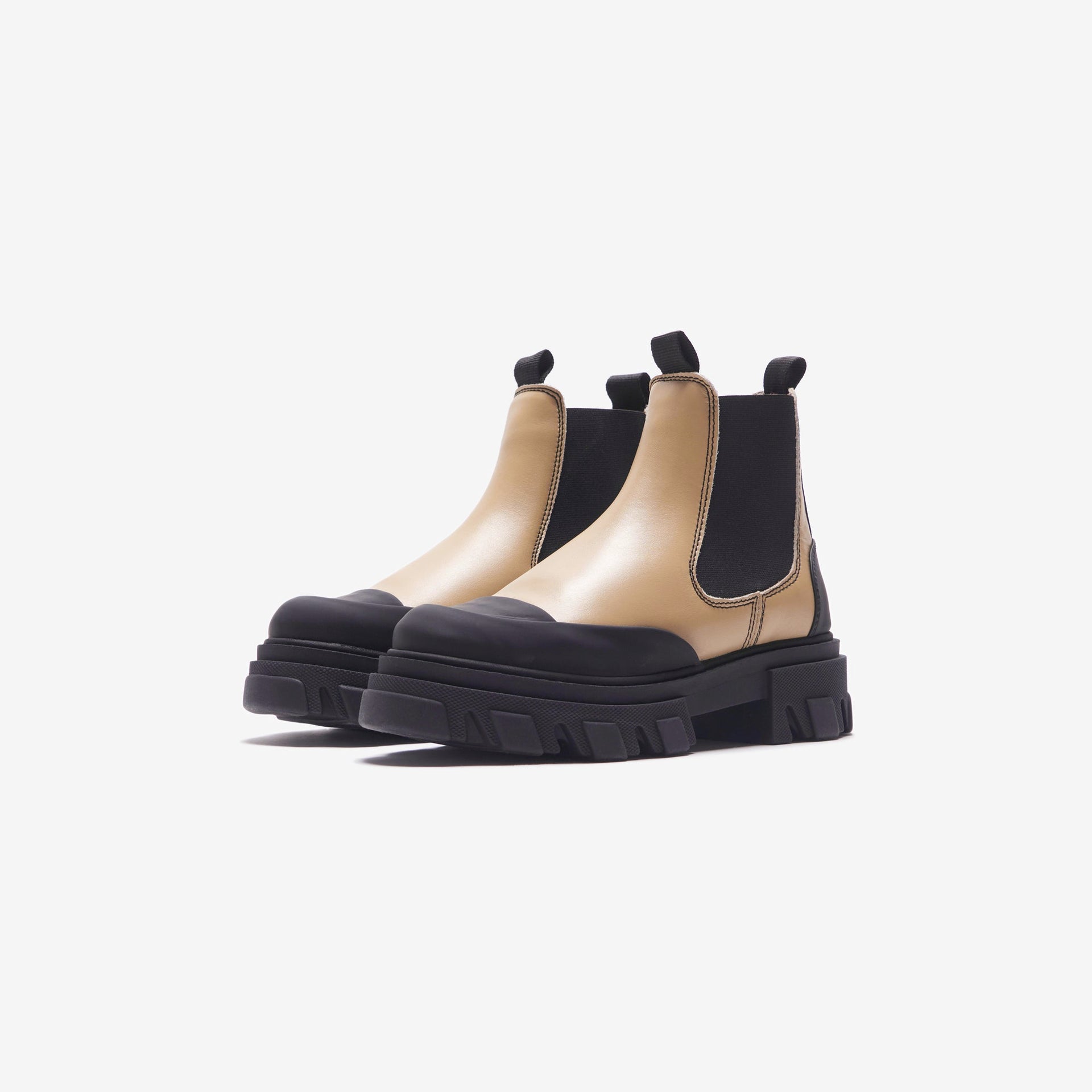 Ganni Cleated Low Chelsea Boot - Sand