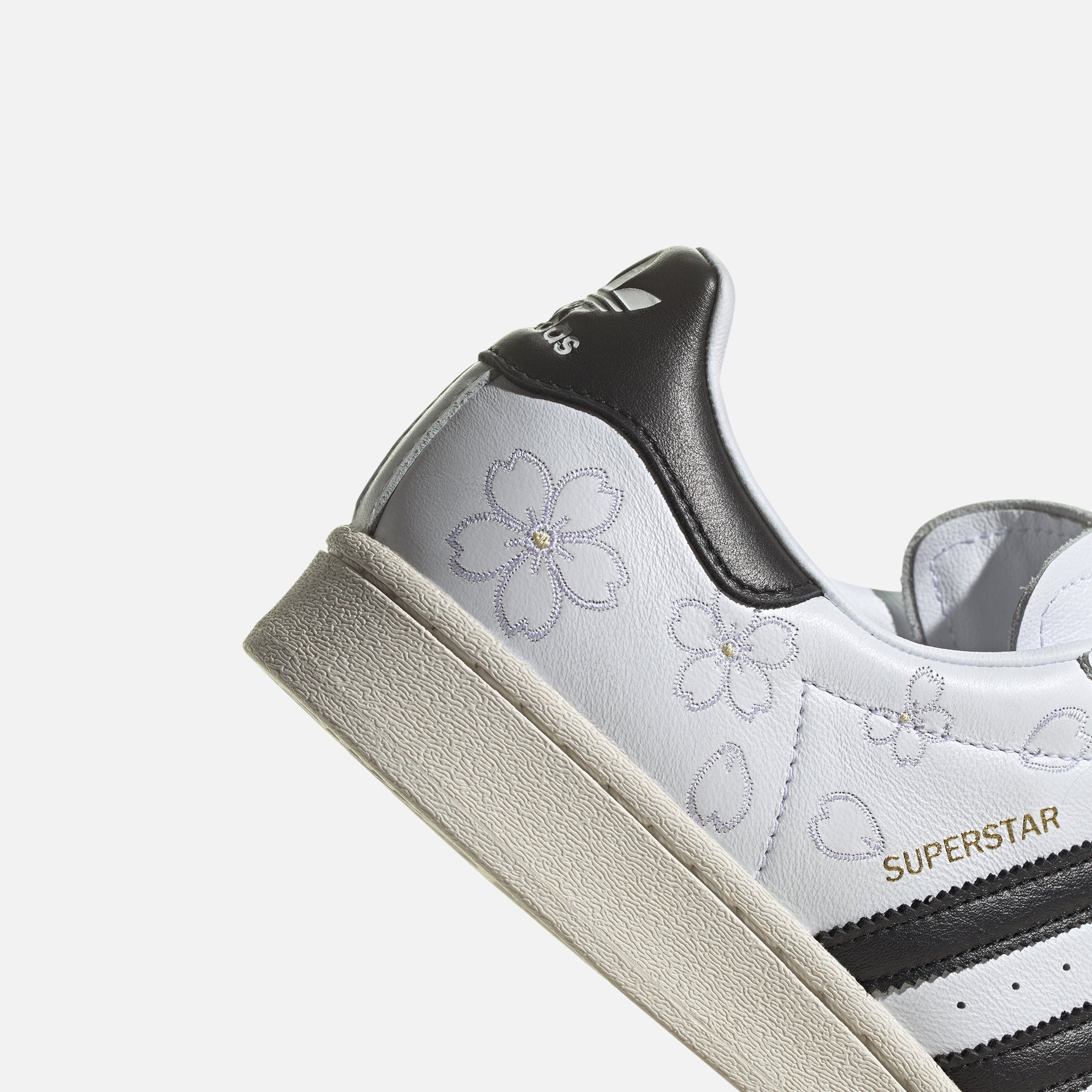 adidas Superstar Hanami - Ftwr White / Core Black / Off White