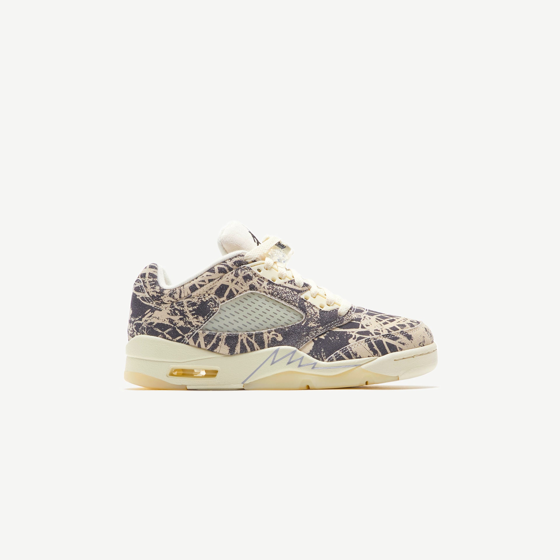 Nike WMNS Air Jordan 5 Retro Low - Coconut Milk / Black / White