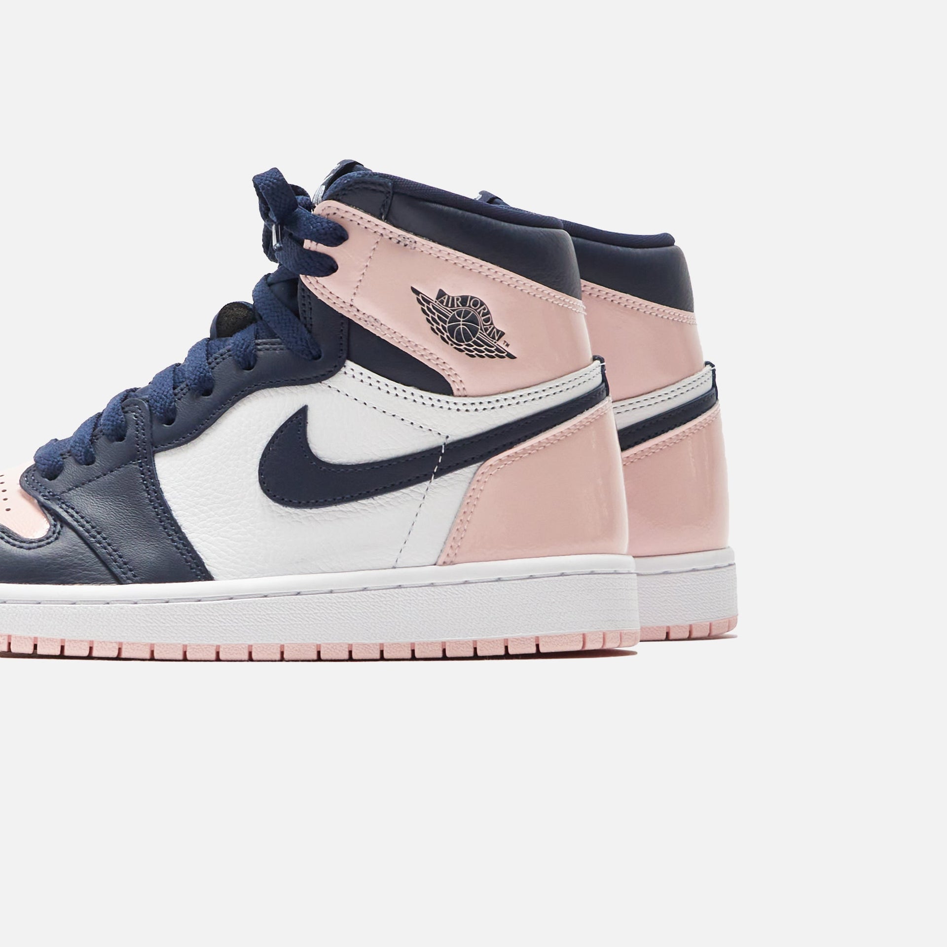 Jordan WMNS Air Jordan 1 High OG SE - Atmosphere / Obsidian White