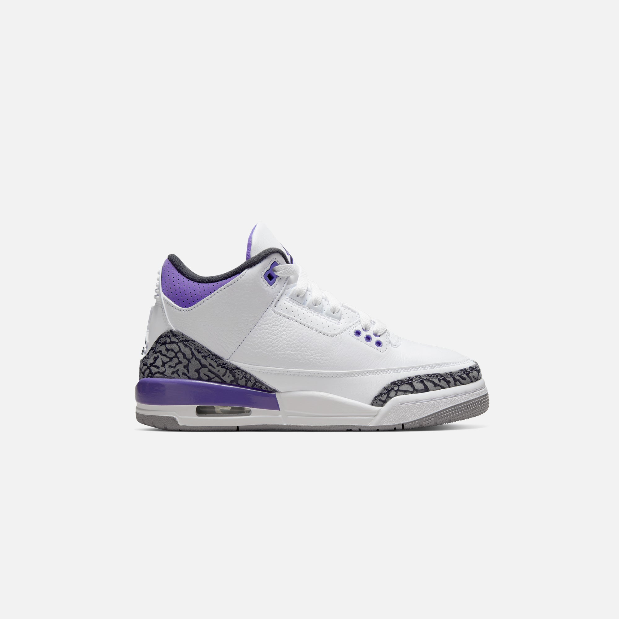 Nike Air Jordan Retro 3 Dark Iris shops White Cement Grey Purple Black 6.5y GS size