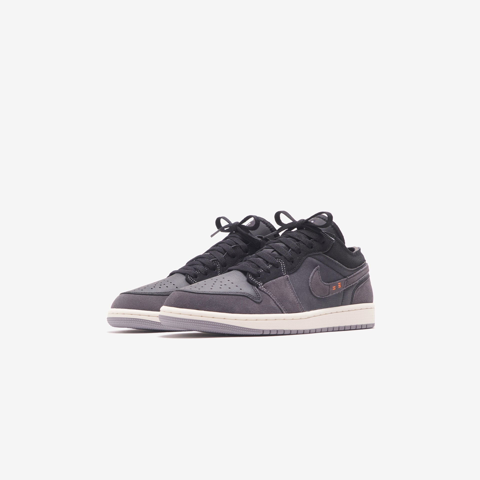 Jordan Air Jordan 1 Low SE Craft - Black / Cement Grey