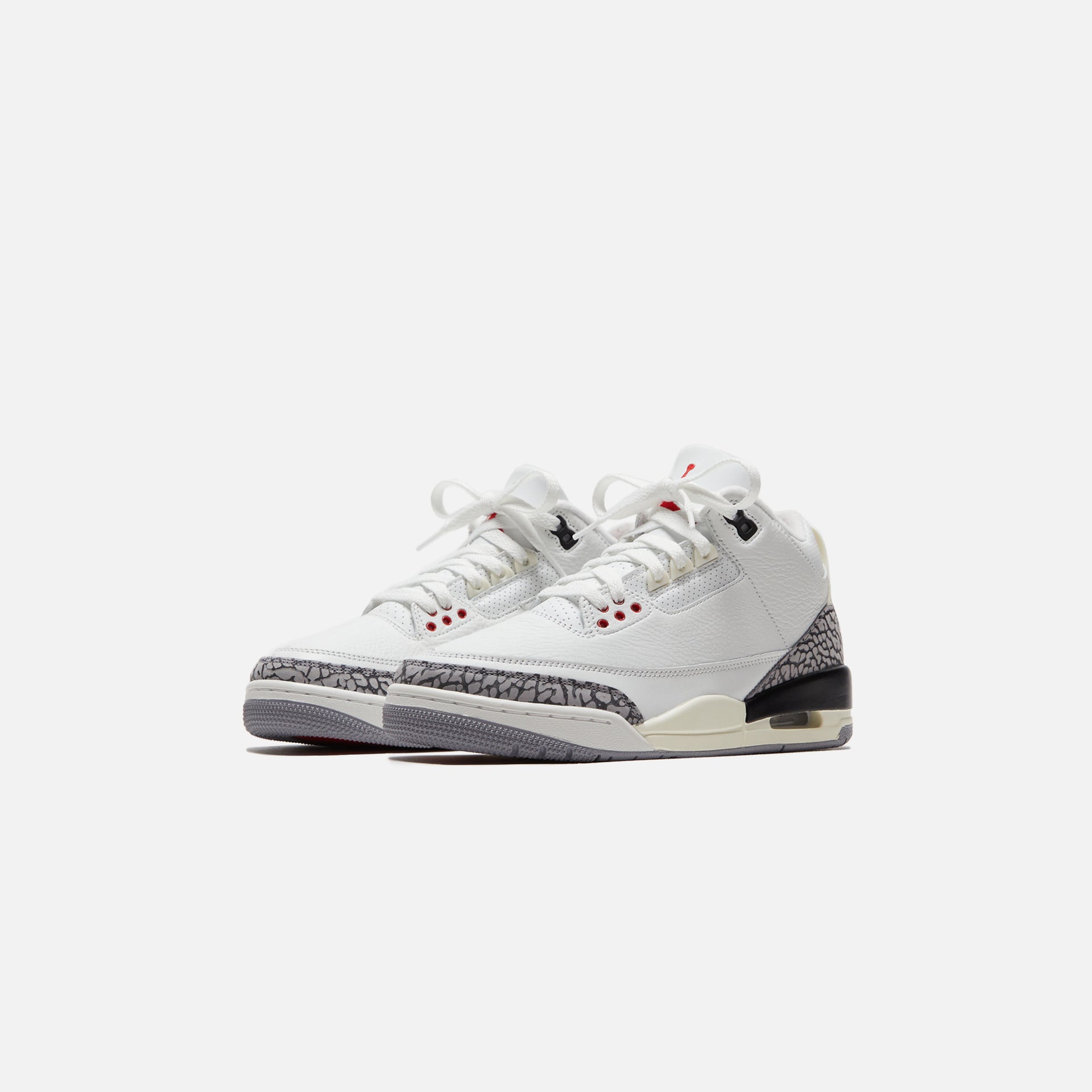 Jordan Air Jordan 3 Retro - Summit White / Fire Red / Black / Cement