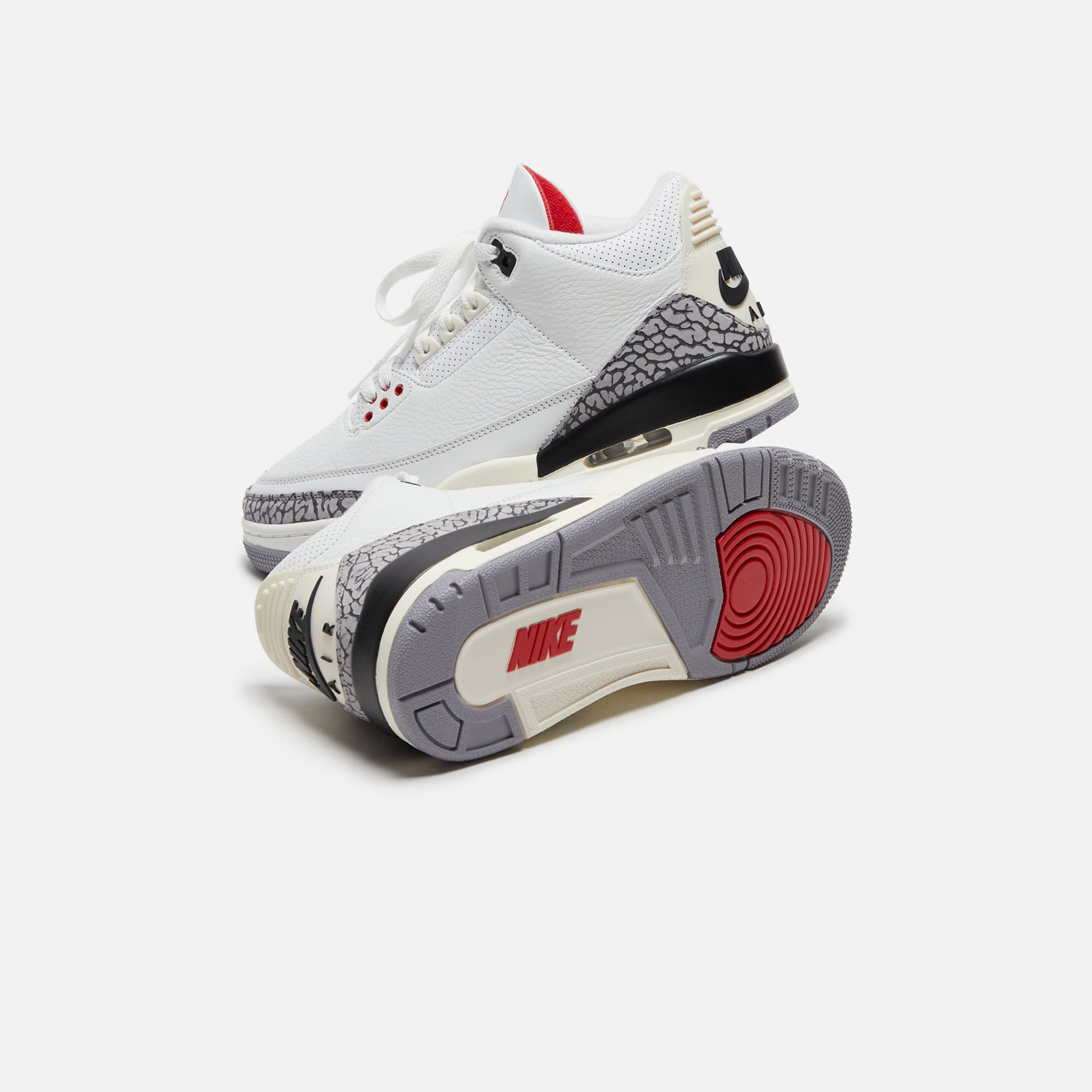 Jordan Air Jordan 3 Retro - Summit White / Fire Red / Black / Cement