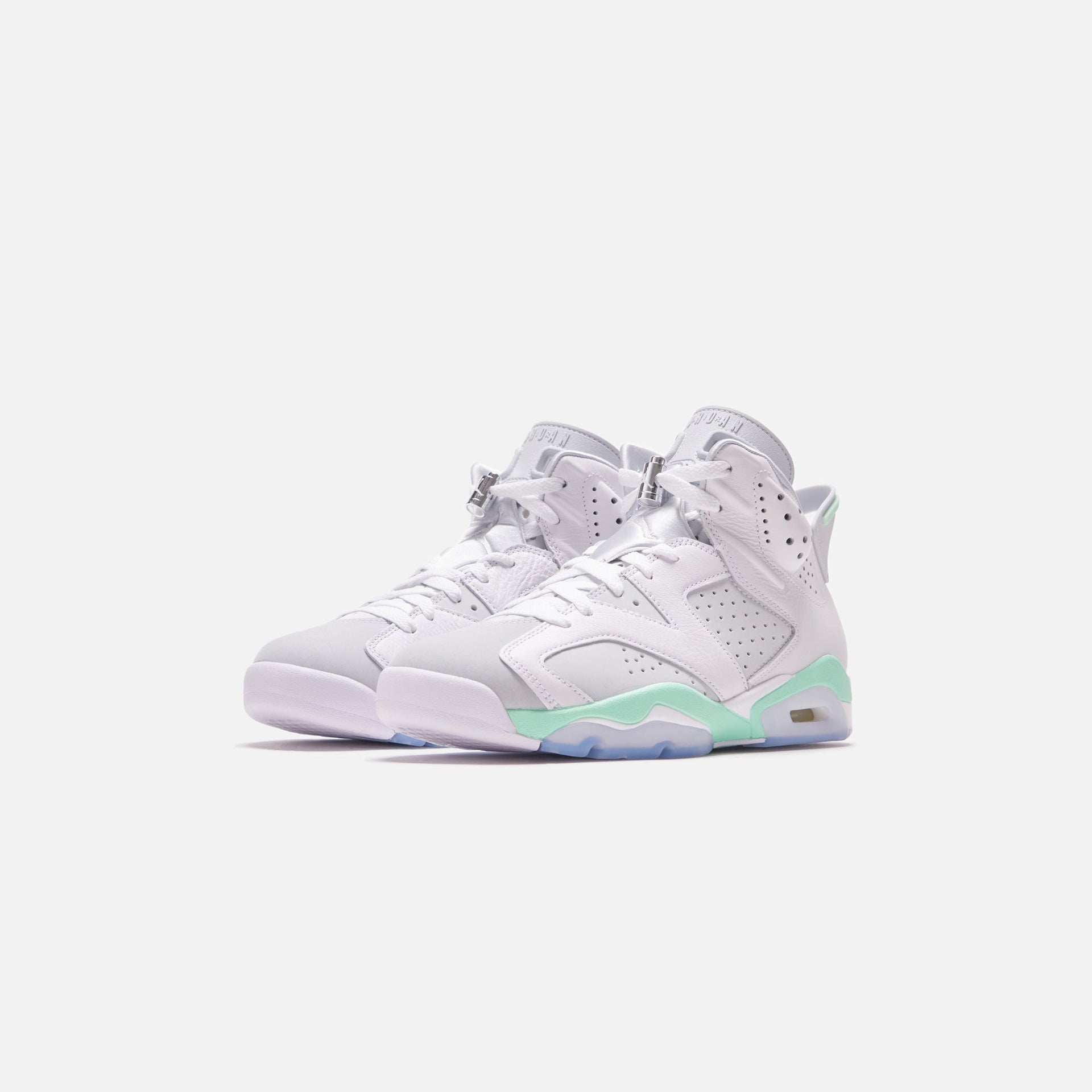 Jordan WMNS Air Jordan 6 Retro - White / Pure Platinum / Mint Foam