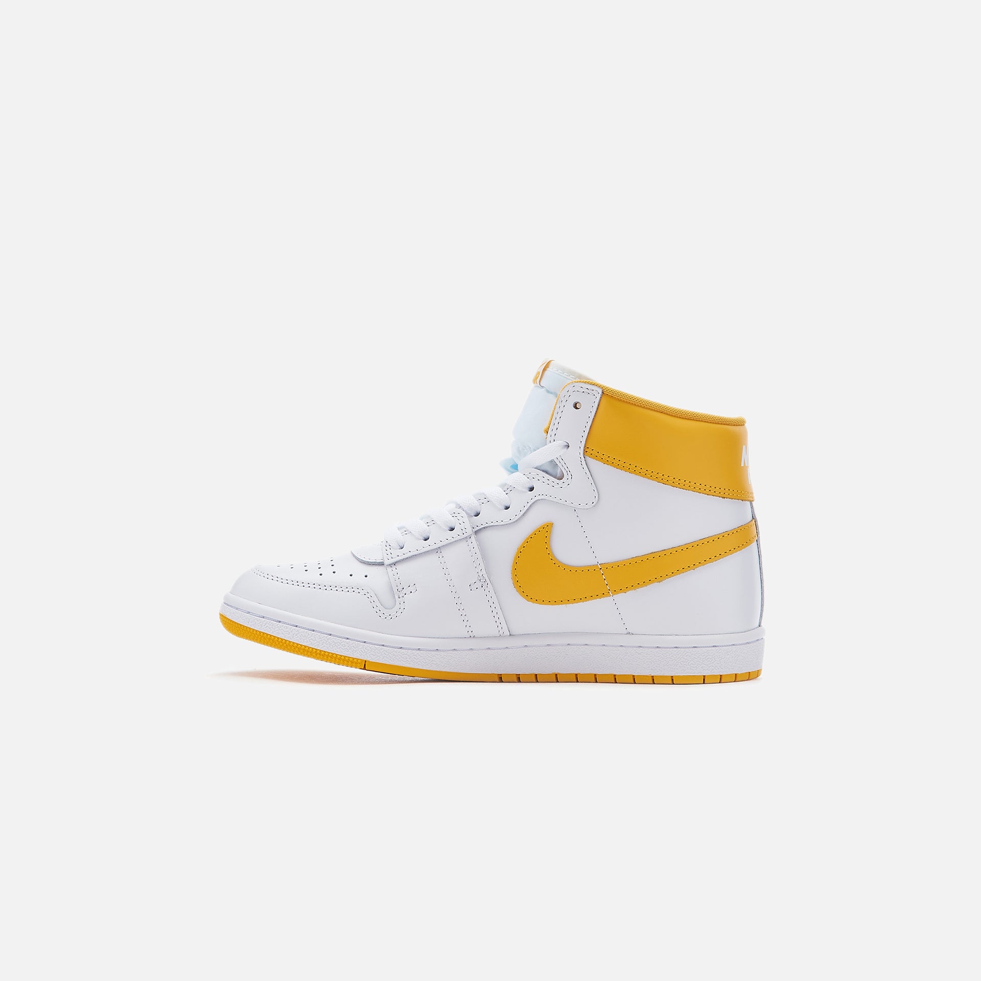 Jordan Air Ship SP - White / University Gold