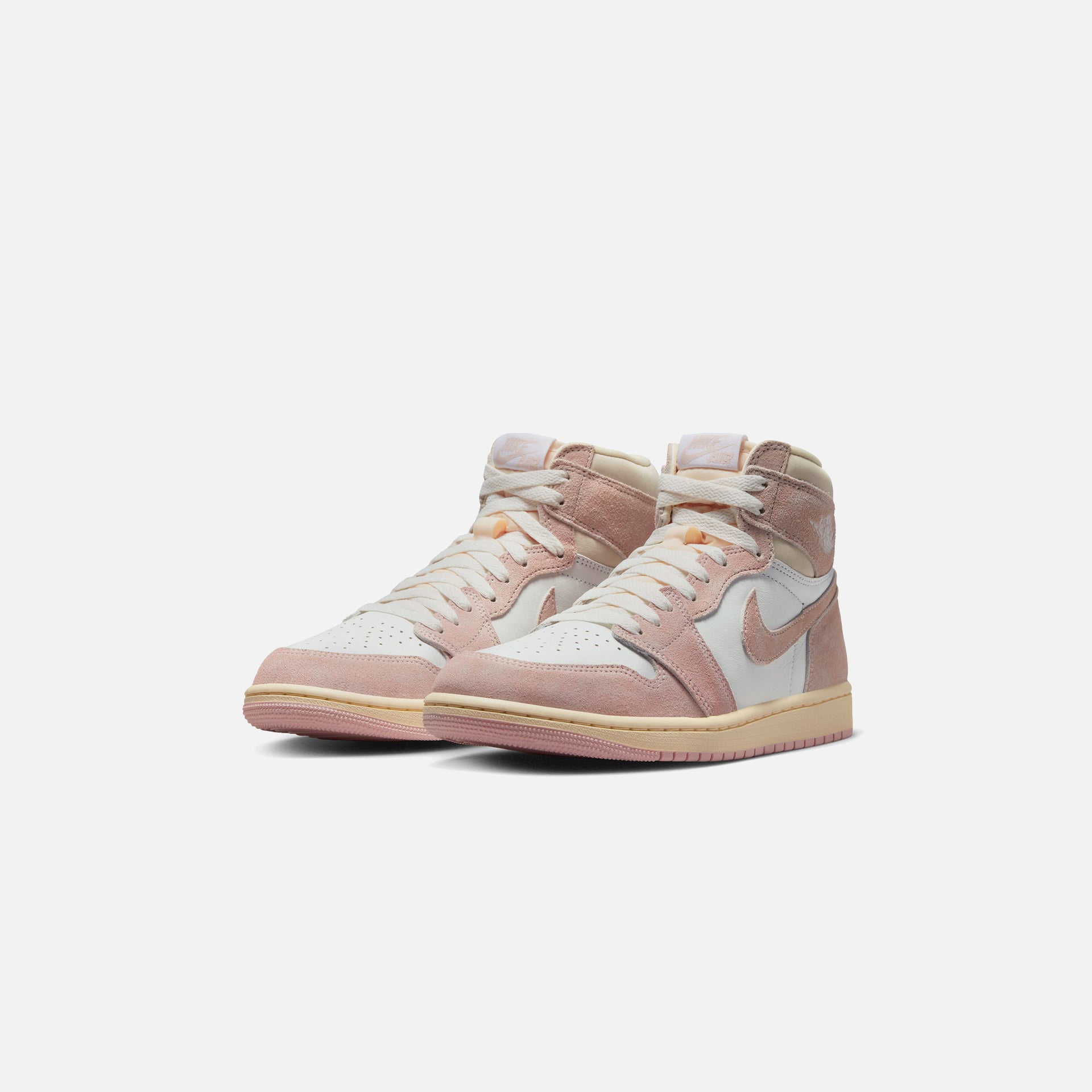 Nike WMNS Air Jordan 1 Retro High OG - Atmosphere / White / Muslin