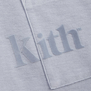 Kith Quinn Tee - Light Indigo – Kith Europe