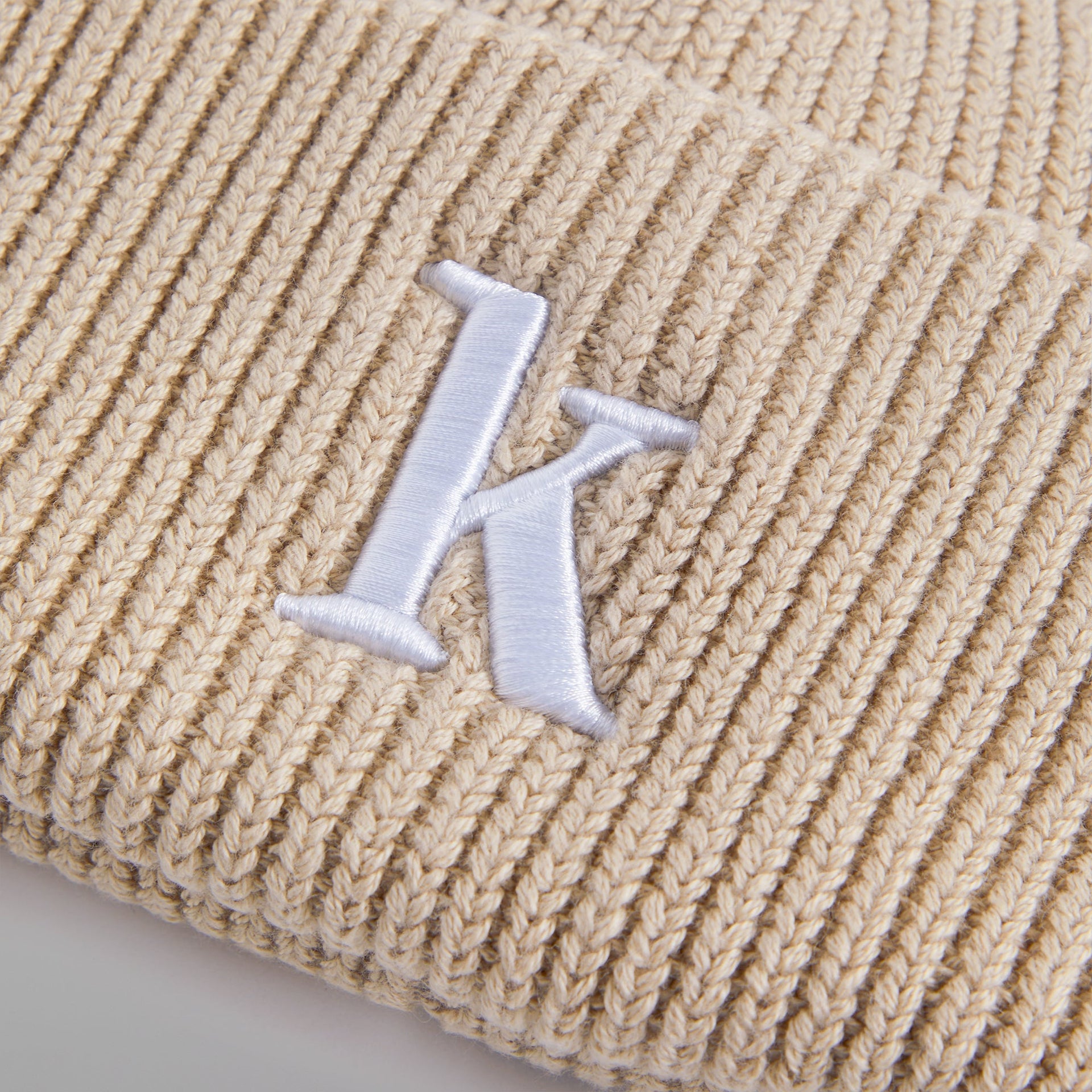 Kith Serif K Cotton Beanie - Canvas