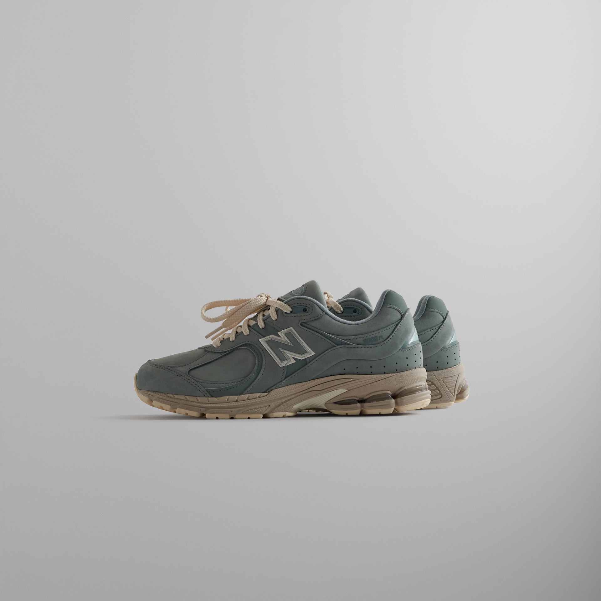 Kith for New Balance 2002R - Slate Grey / Chinois Green