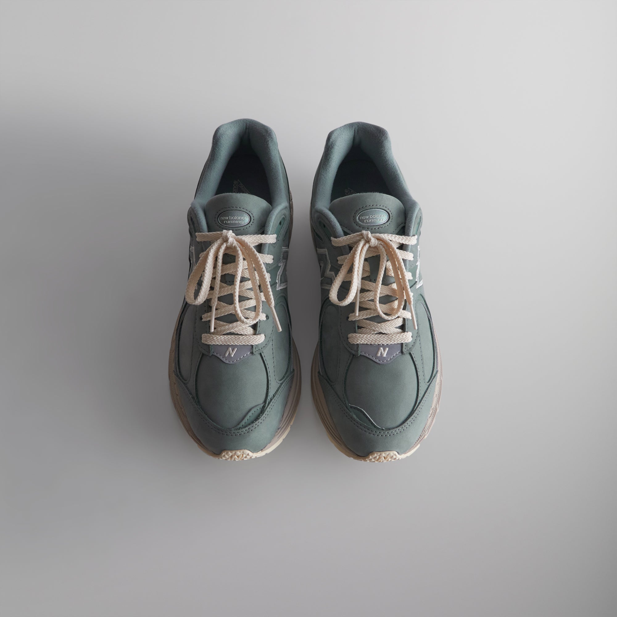 Kith for New Balance 2002R - Slate Grey / Chinois Green Kith for New Balance 2002R - Slate Grey / Chinois Green