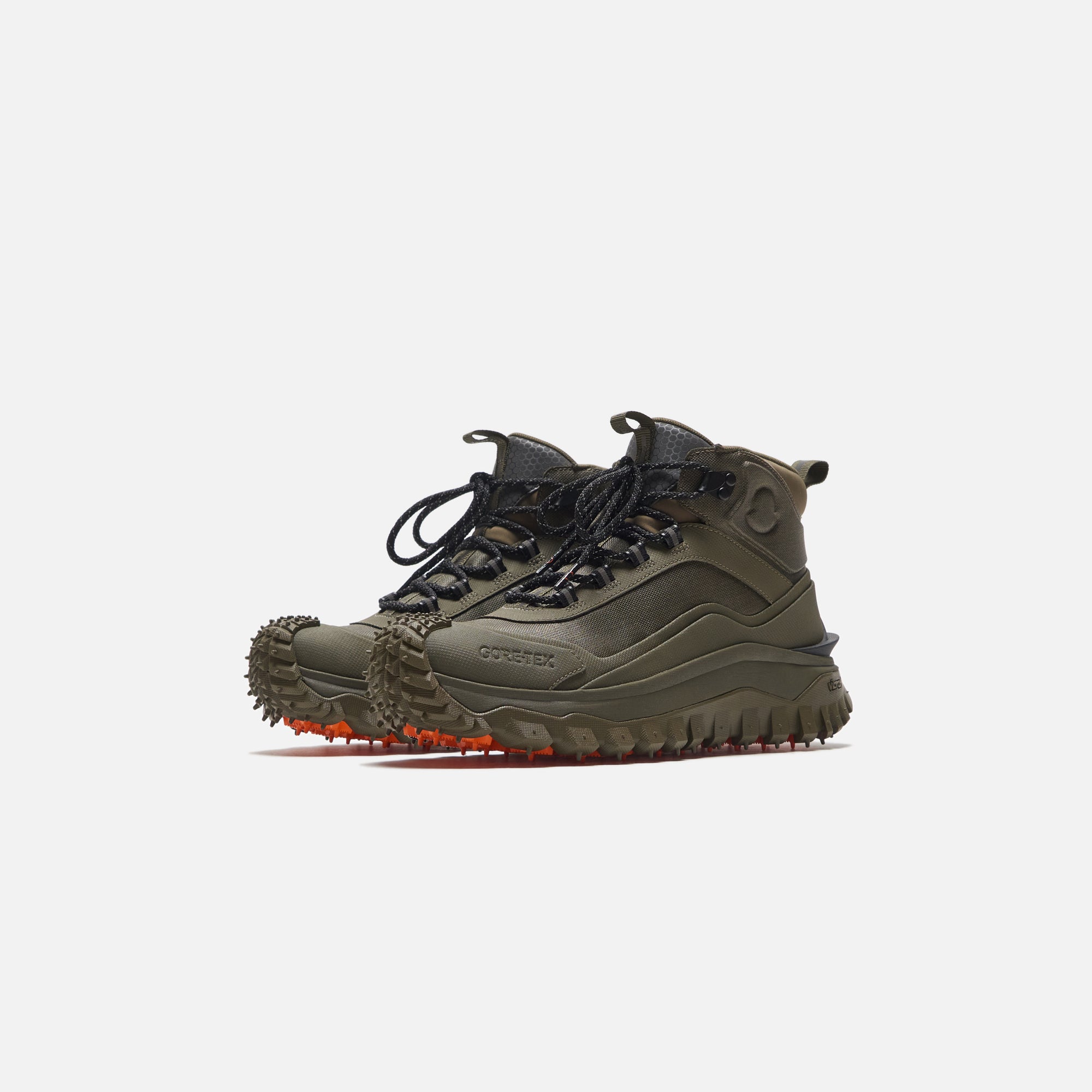 【関税&送料込】Moncler Trailgrip Gtx Sneakers TrailGrip GTX sneakers in black - Moncler | Mytheresa