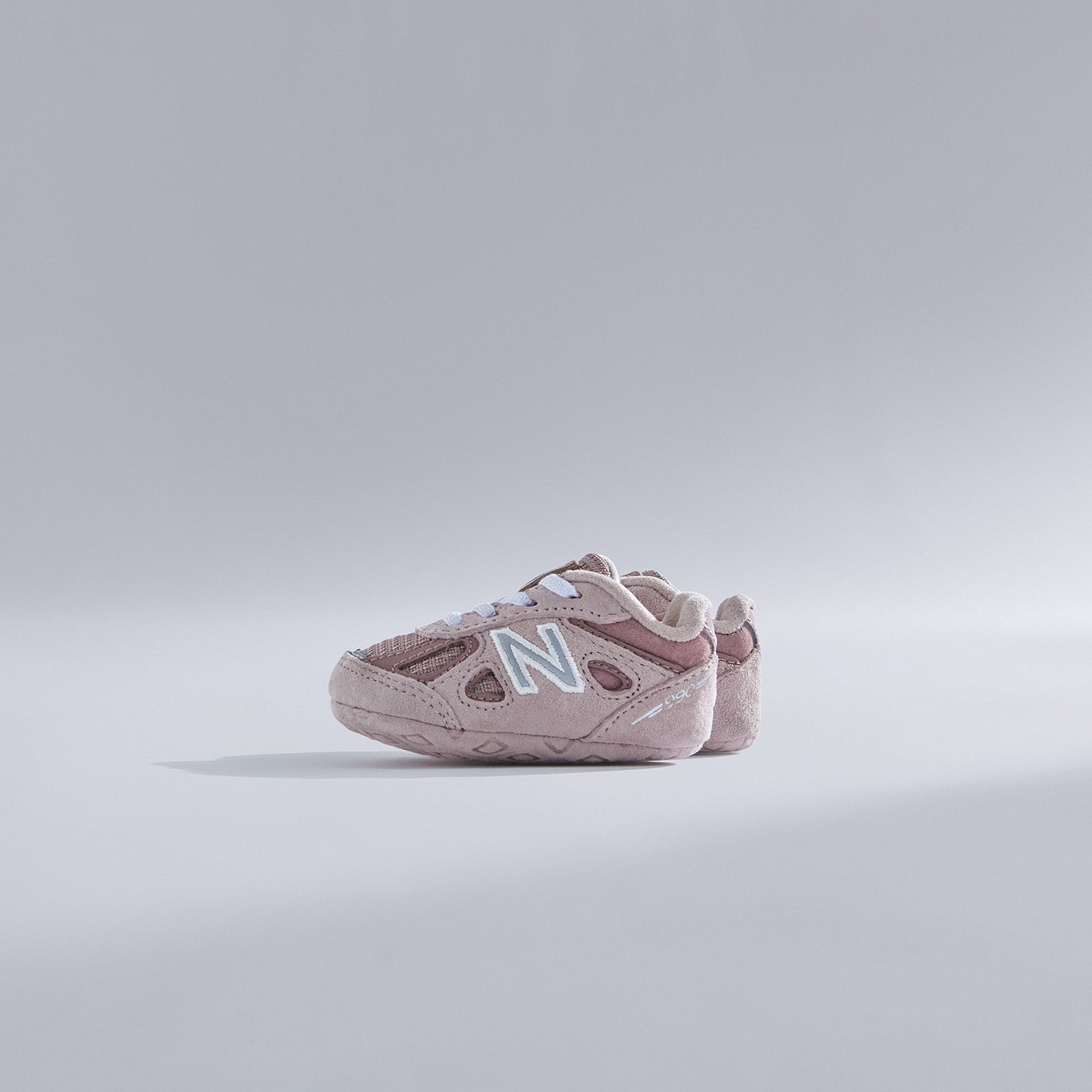 Ronnie Fieg for New Balance 990v4 Crib - Dusty Rose