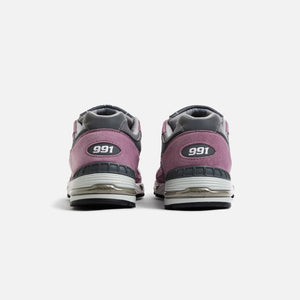 New Balance 991 - Pink / Grey