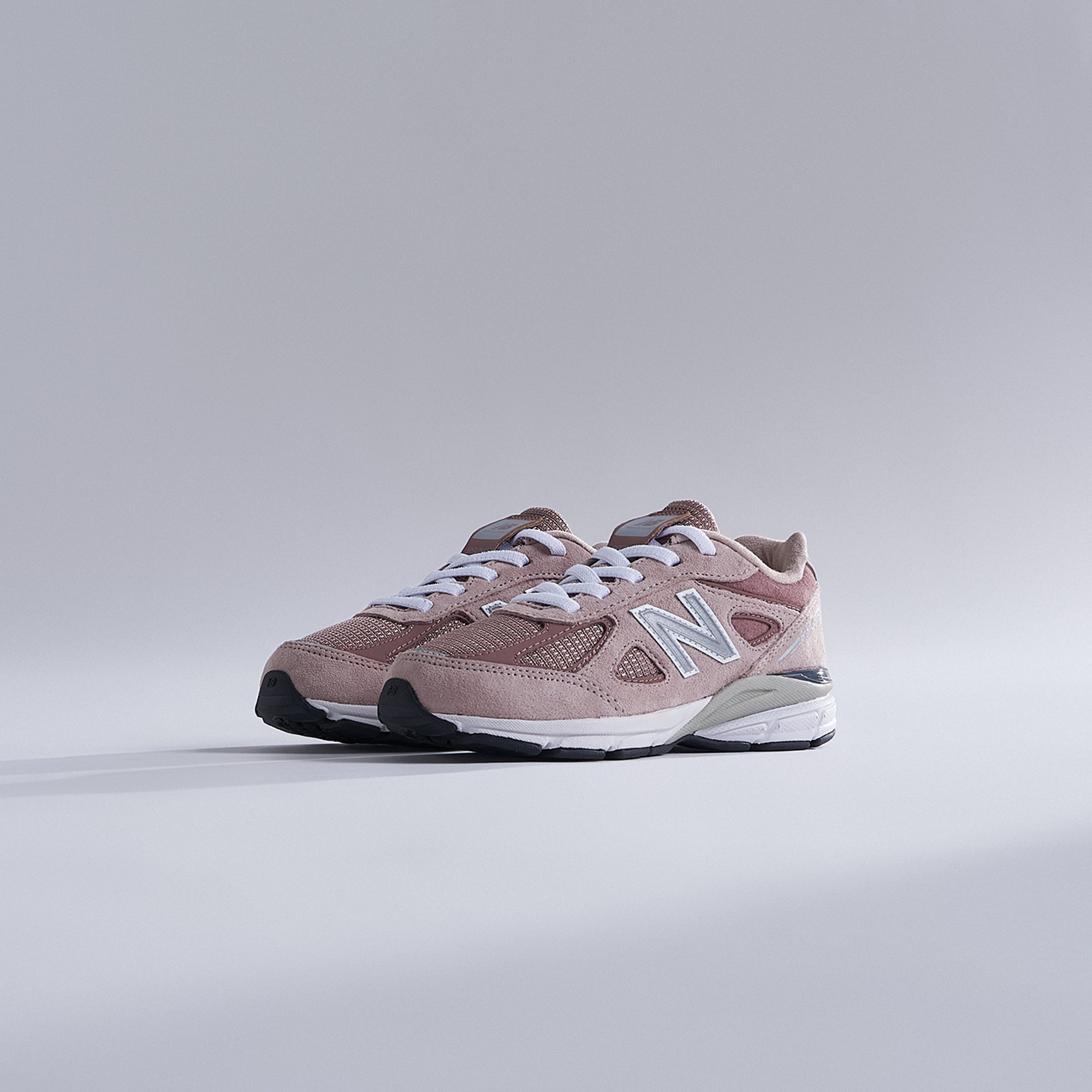 KITH Ronnie Fieg x New Balance 990V2 