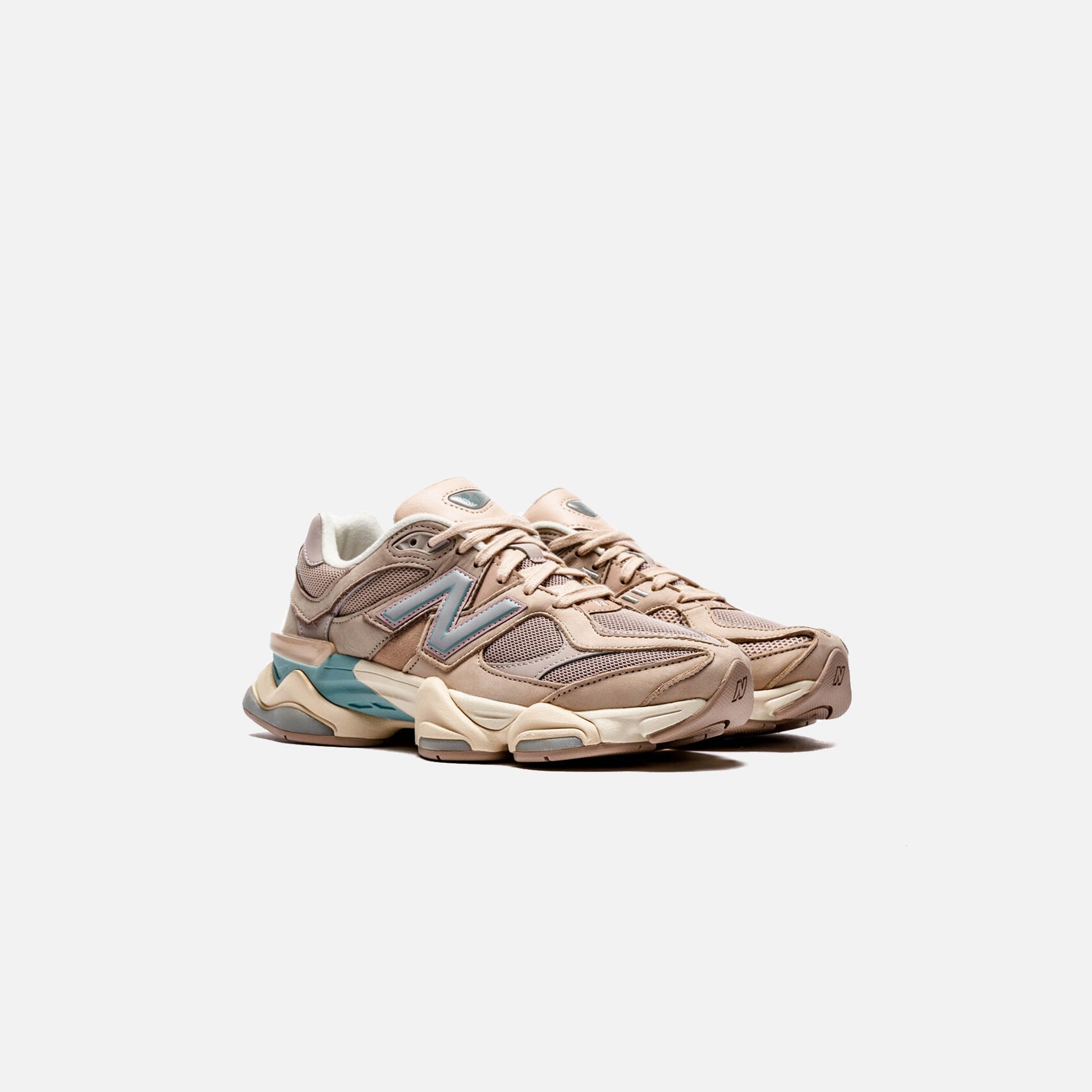 New Balance 9060 - Ivory Cream / Pink Sand / Light Moonstone