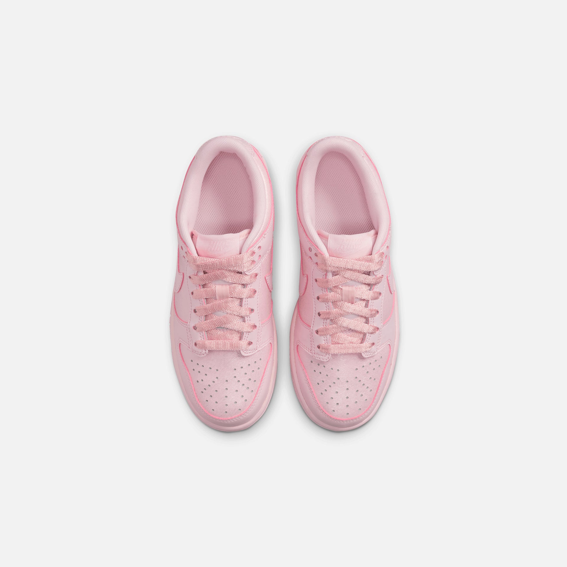 Nike Dunk Low `17 SE Grade School - Prism Pink