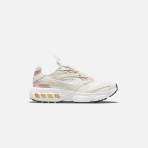 Nike WMNS Zoom Air Fire - Coconut Milk / Summit White / Pink Oxford