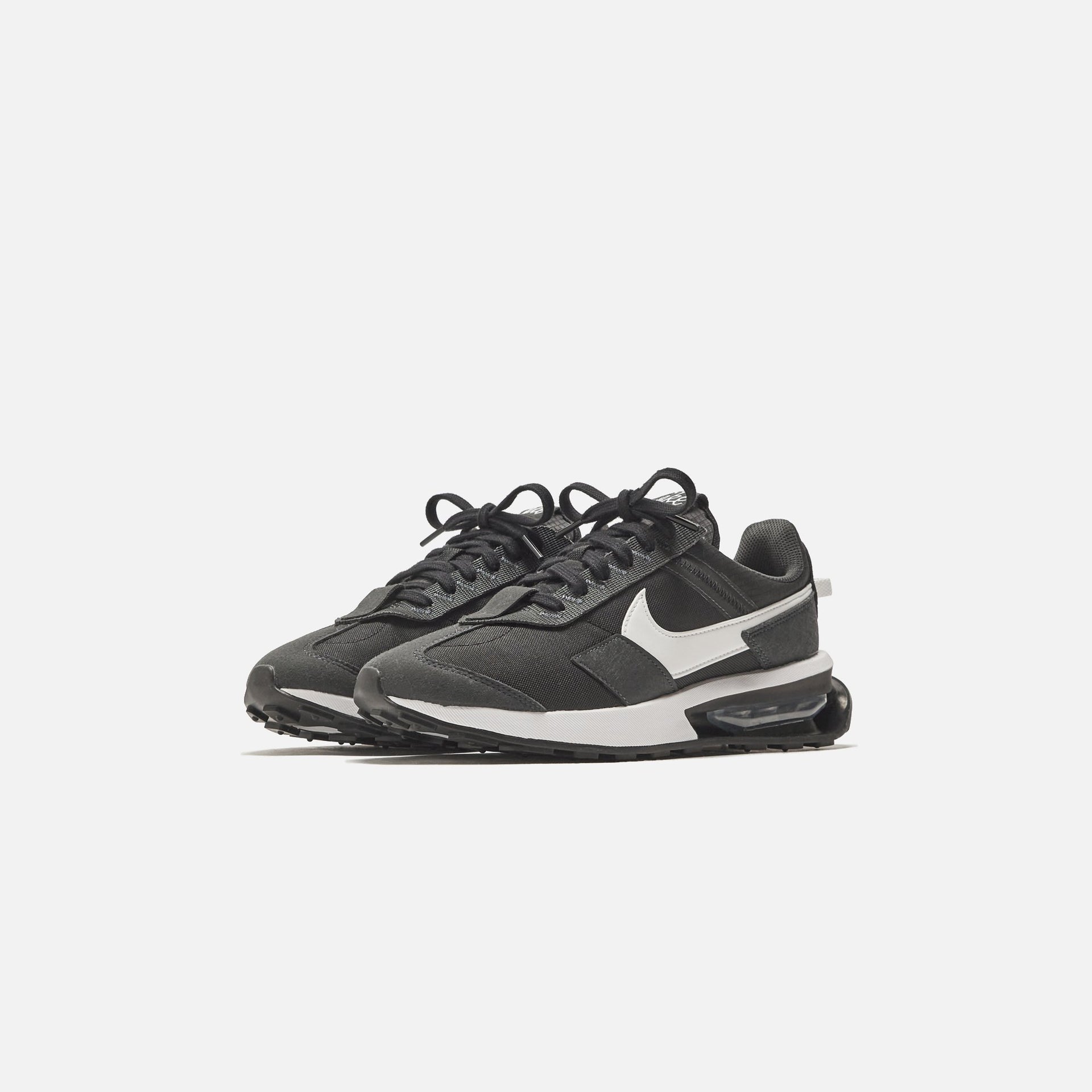 Nike Air Max Pre-Day - Noir / Blanc / Anthracite