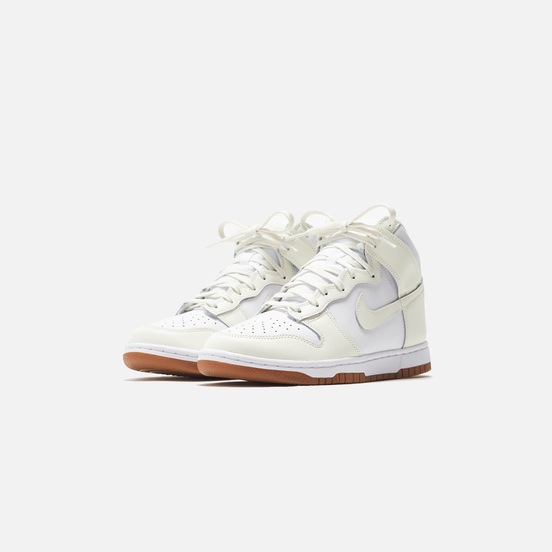 Nike WMNS Dunk High - White / Sail / Gum / Medium Brown