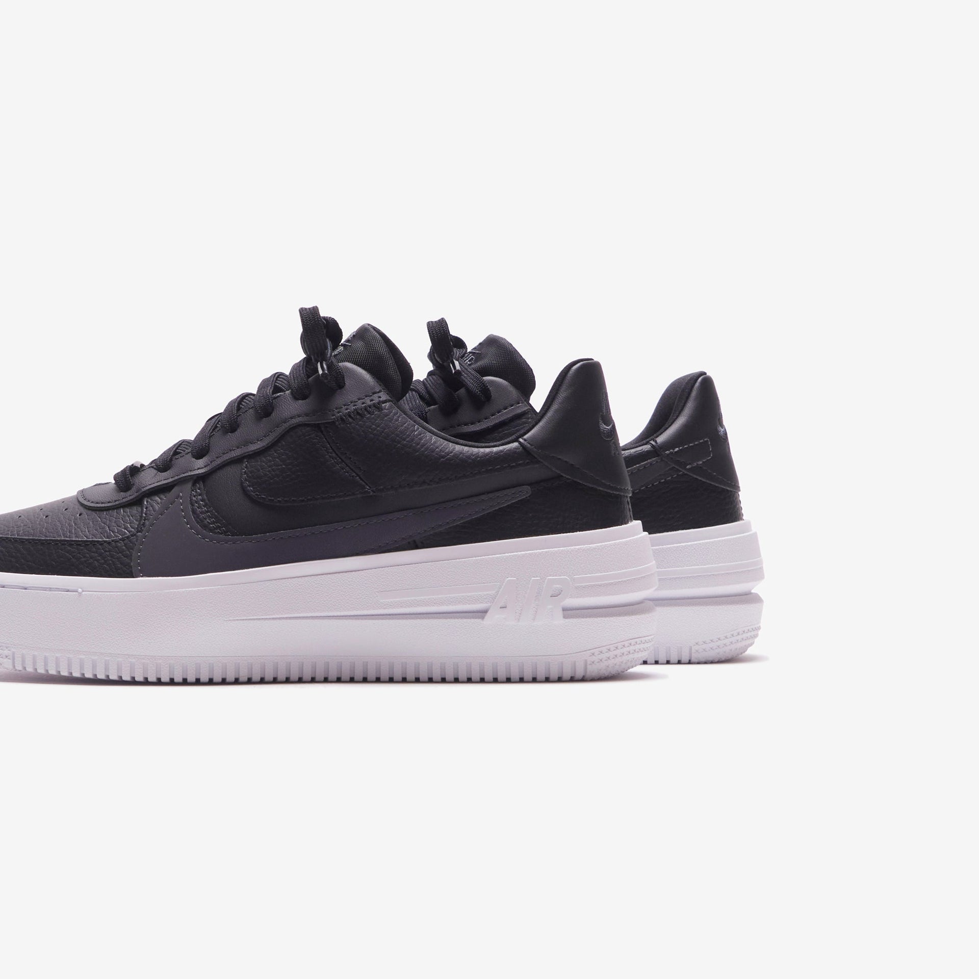Nike Wmns Air Force 1 PLT.AF.ORM - Black / Anthracite / White