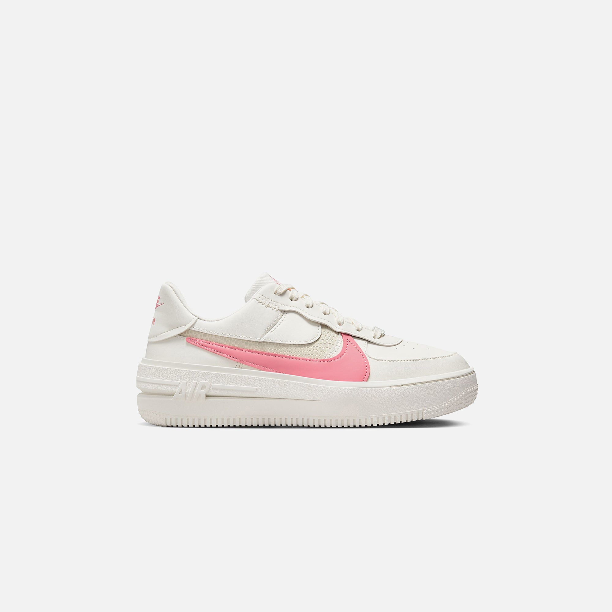 Nike WMNS Air Force 1 PLT.AF.ORM Sail Coral Chalk Coconut Milk Kith Europe