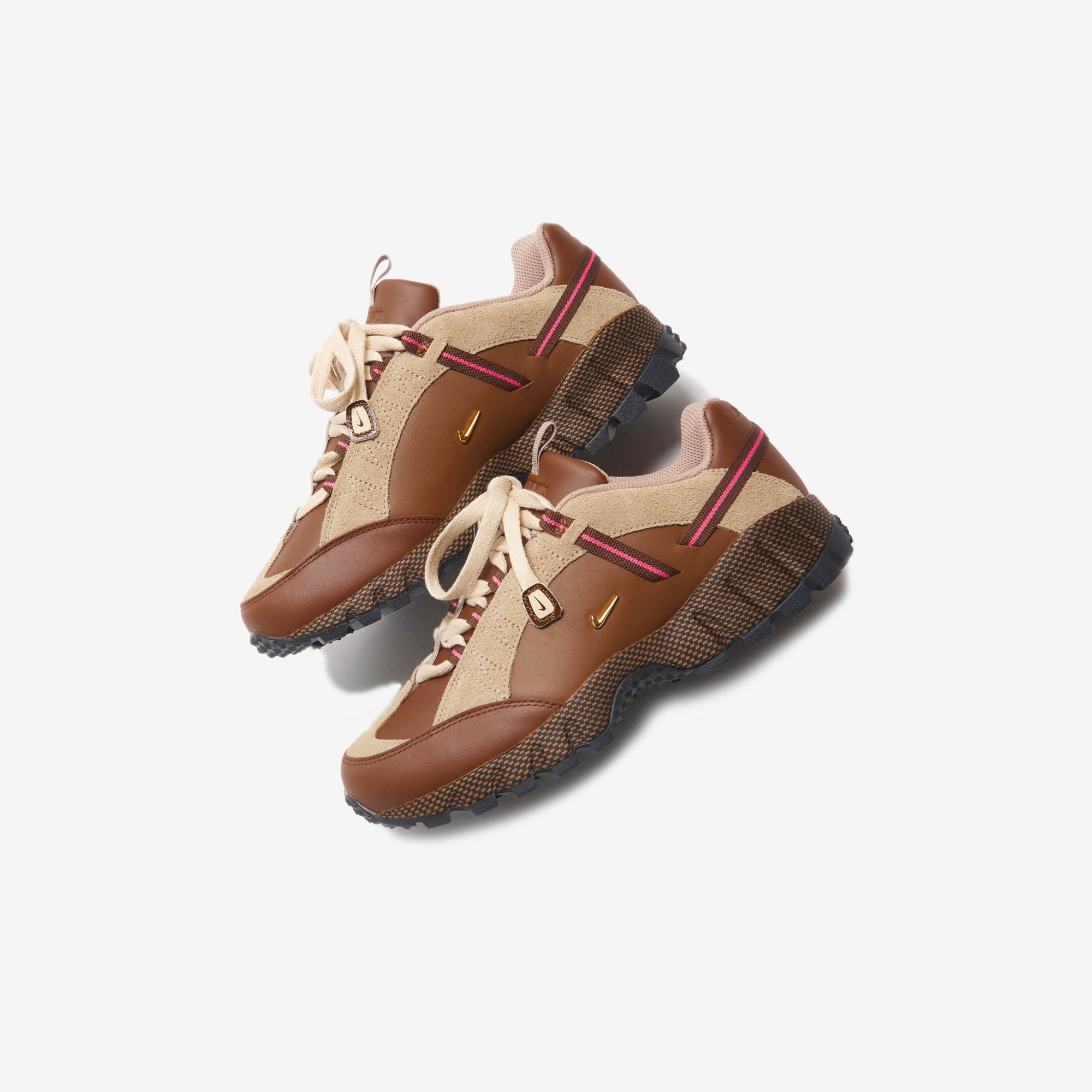 Nike x Jacquemus Air Humara LX - Ale Brown / Gold – Kith Europe