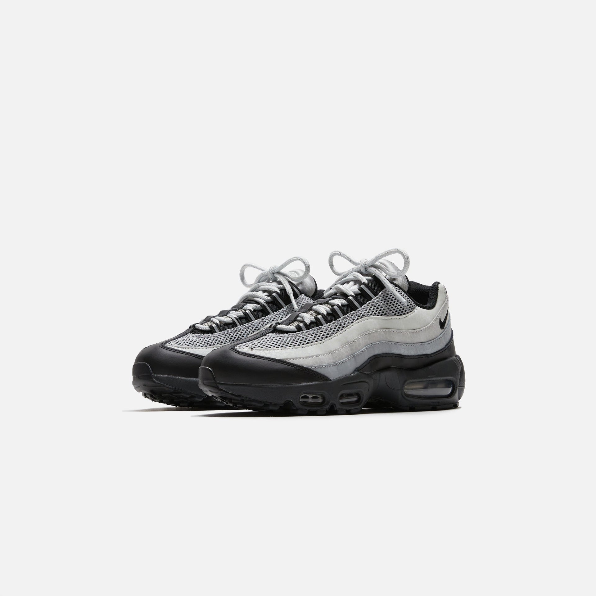 Nike WMNS Air Max 95 - Light Smoke Grey / Black-Photon Dust / Sail / Anthracite