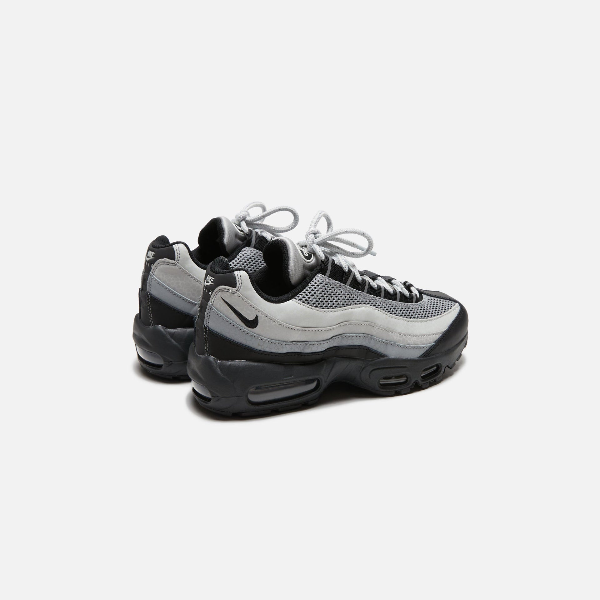 Nike WMNS Air Max 95 - Light Smoke Grey / Black-Photon Dust / Sail / Anthracite