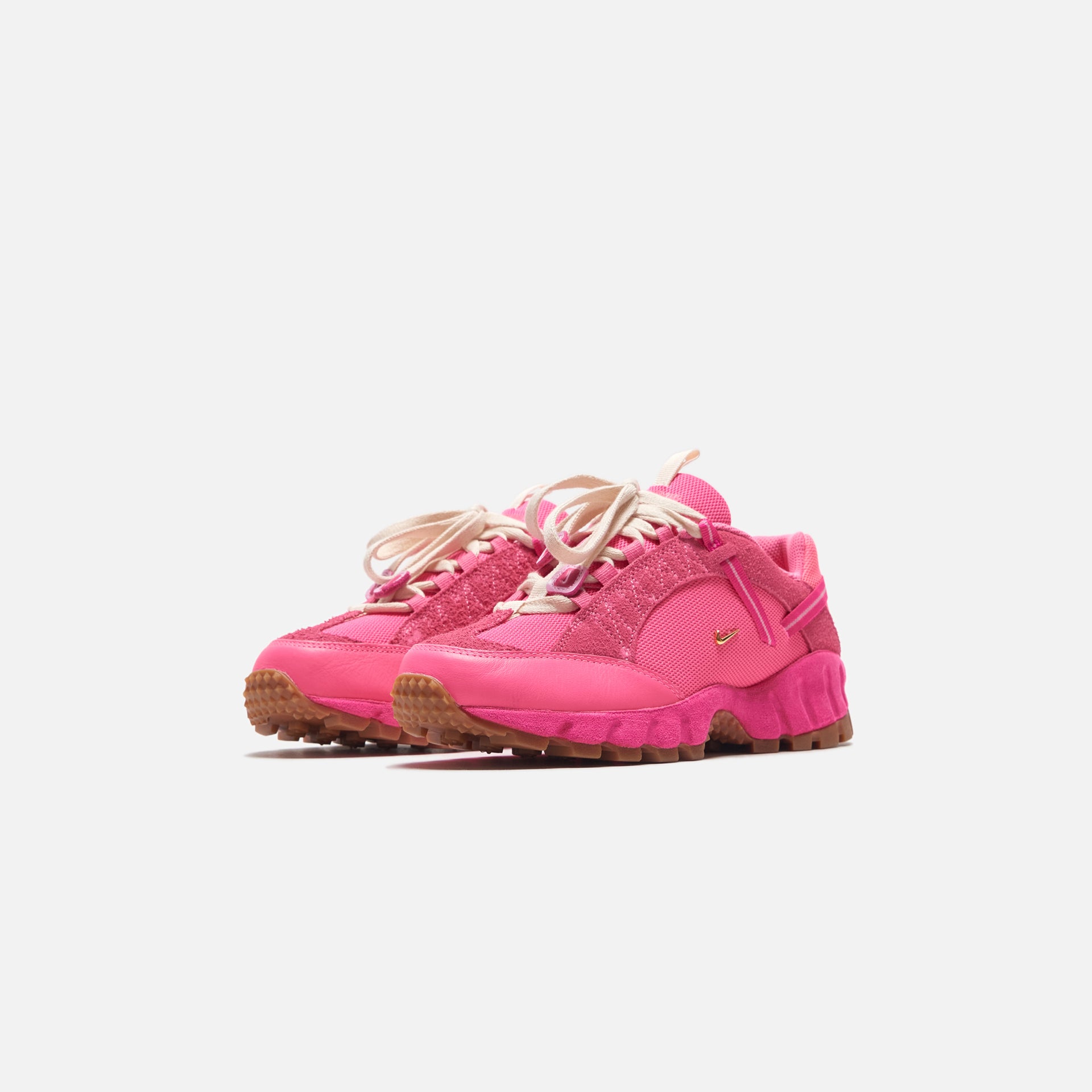 Nike WMNs Air Humara x Jacquemus - Pink Flash / Gold - Pink Prime