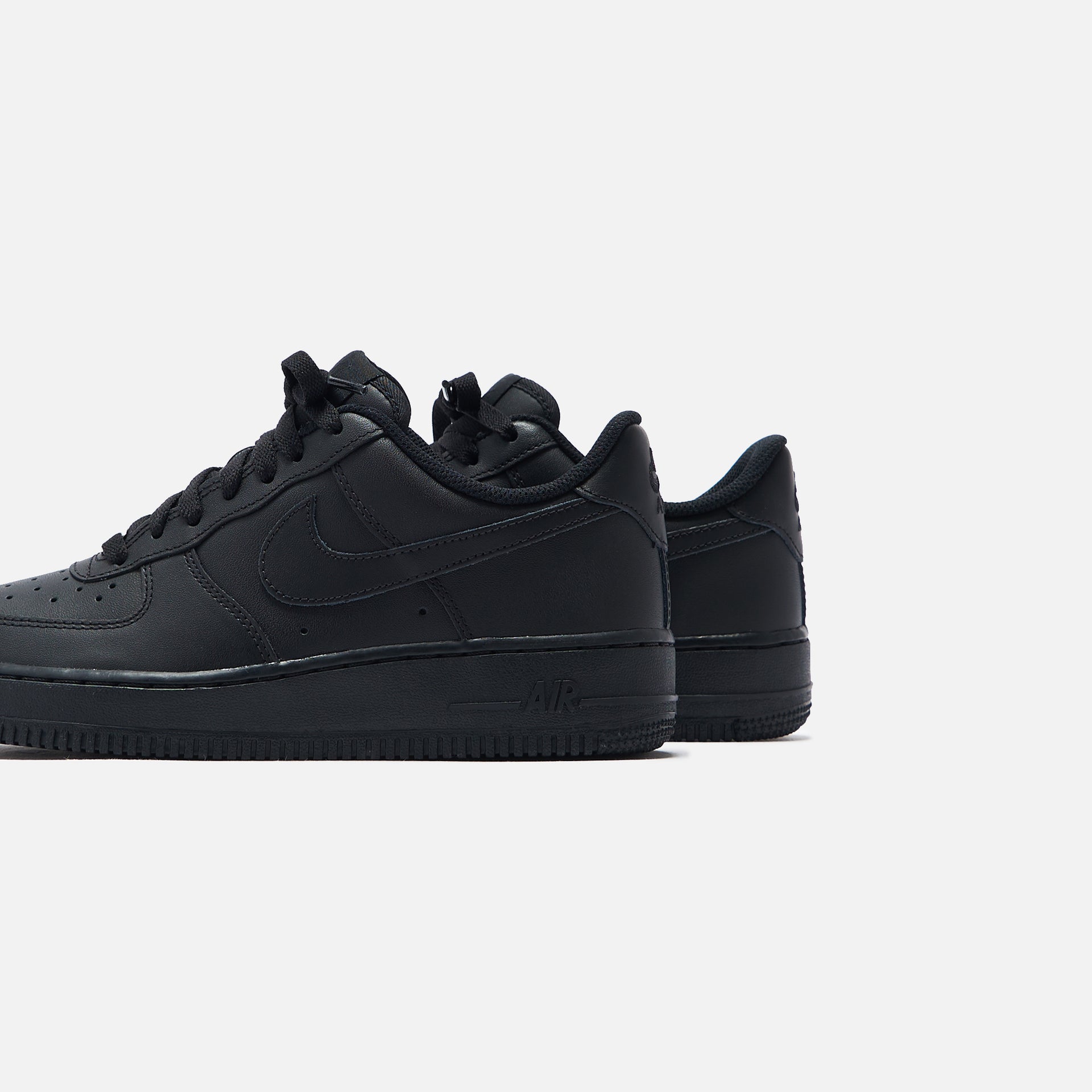 Nike WMNS Air Force 1 `07 REC - Black