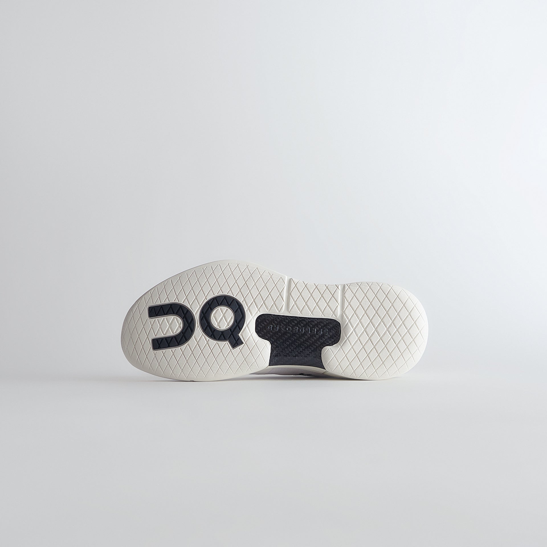 The Roger Pro by On - White / Ivory / Black