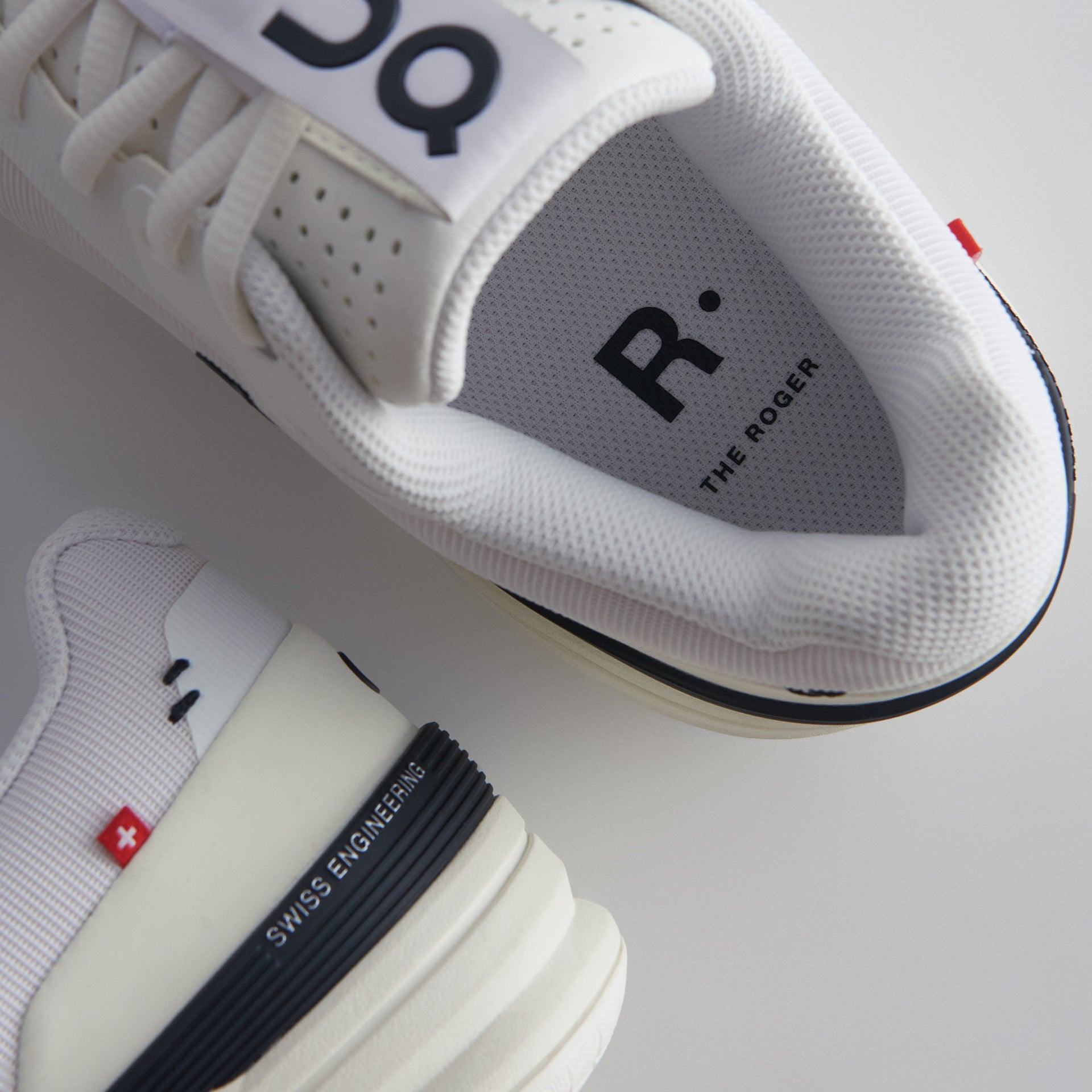 The Roger Pro by On - White / Ivory / Black
