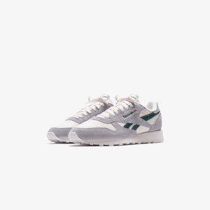 Reebok classic 2025 grey suede