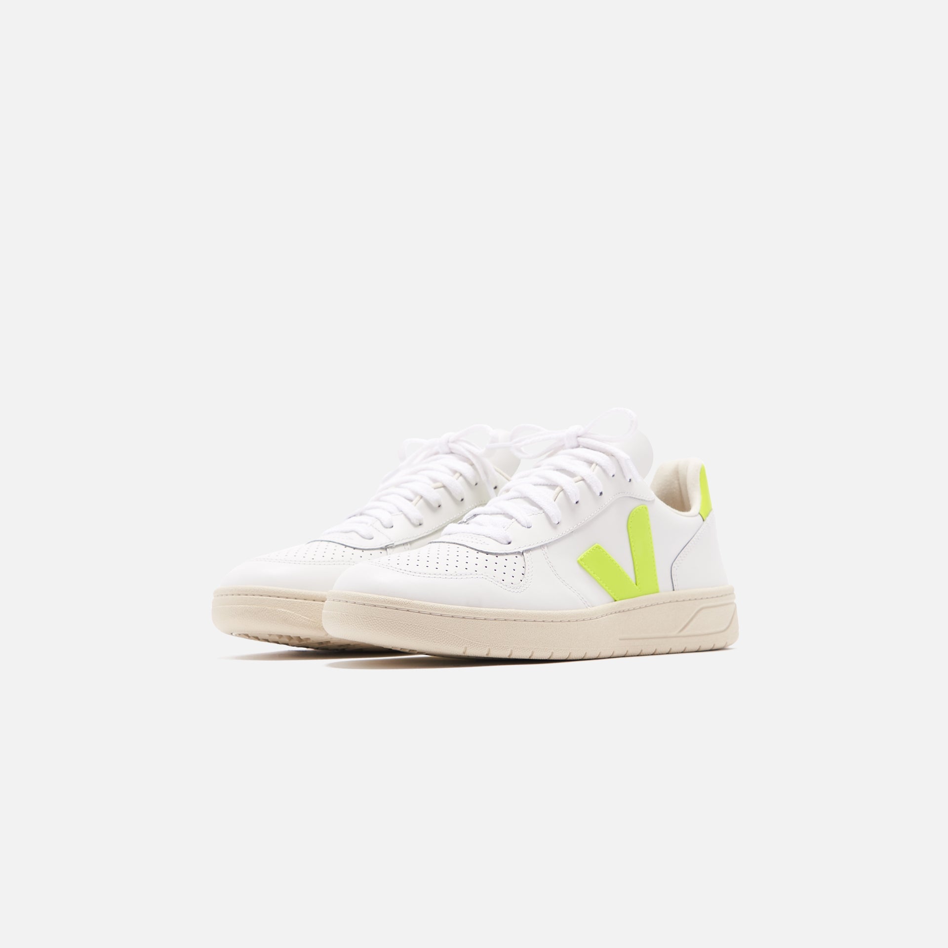 Veja V-10 - Extra White / Jaune Fluo