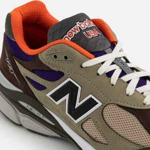 Blue and orange outlet new balance 990