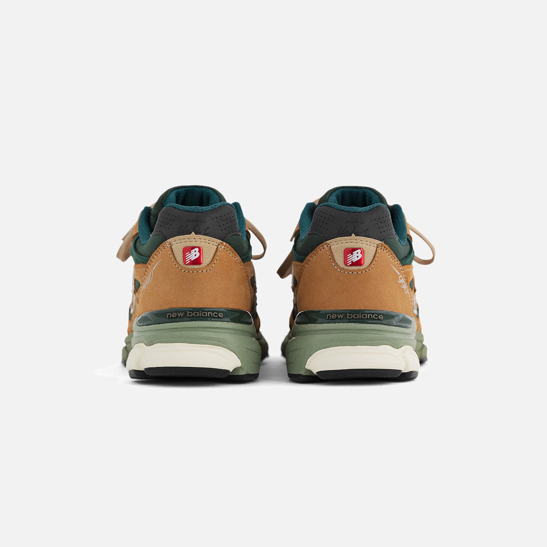 New Balance Made in USA 990 v3 - Tan / Green